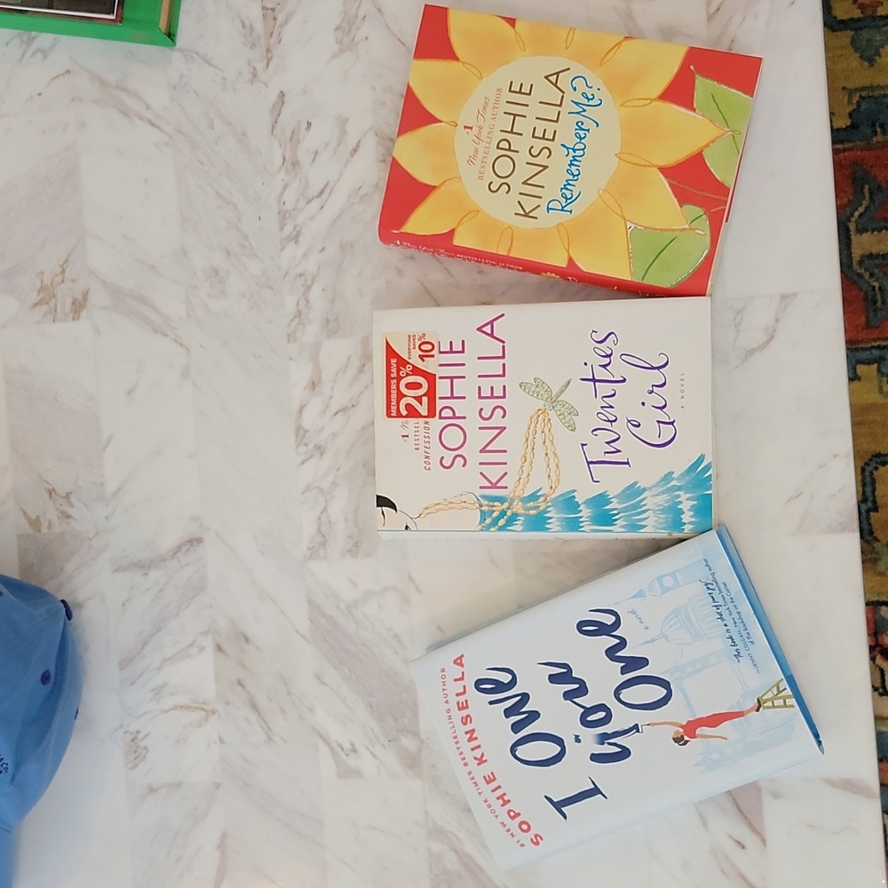 Sophie Kinsella 3 Novels  great Beach reads